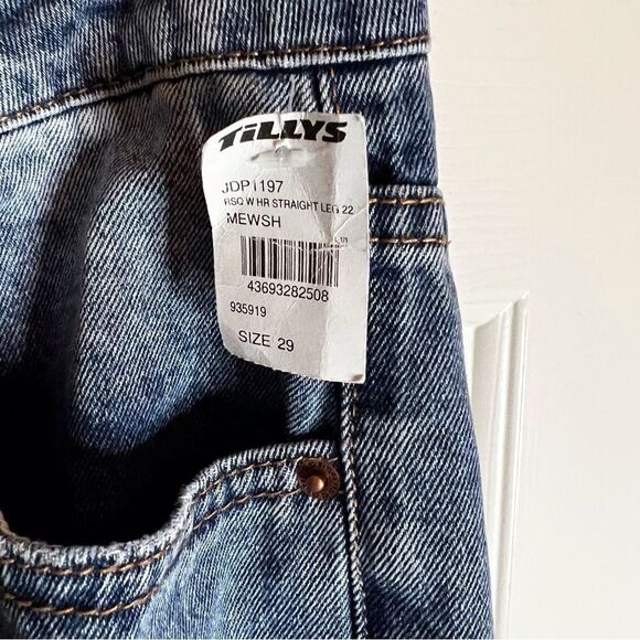 NWT RSQ Distressed Button Fly Jeans, Size 29. - Picture 2 of 7